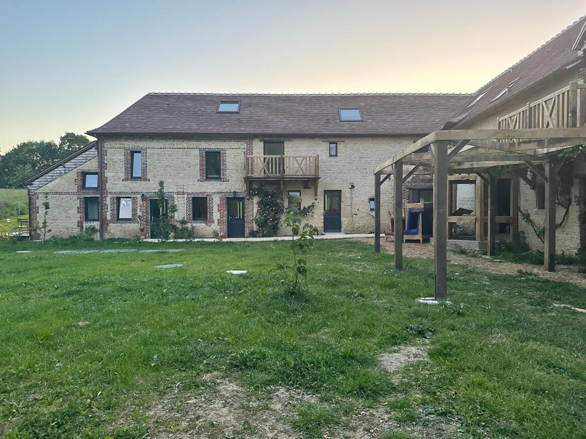 Gite Confortable Au Milieu Des Pres - La Ferme De Montigny Neauphe-Sur-Dive Buitenkant foto